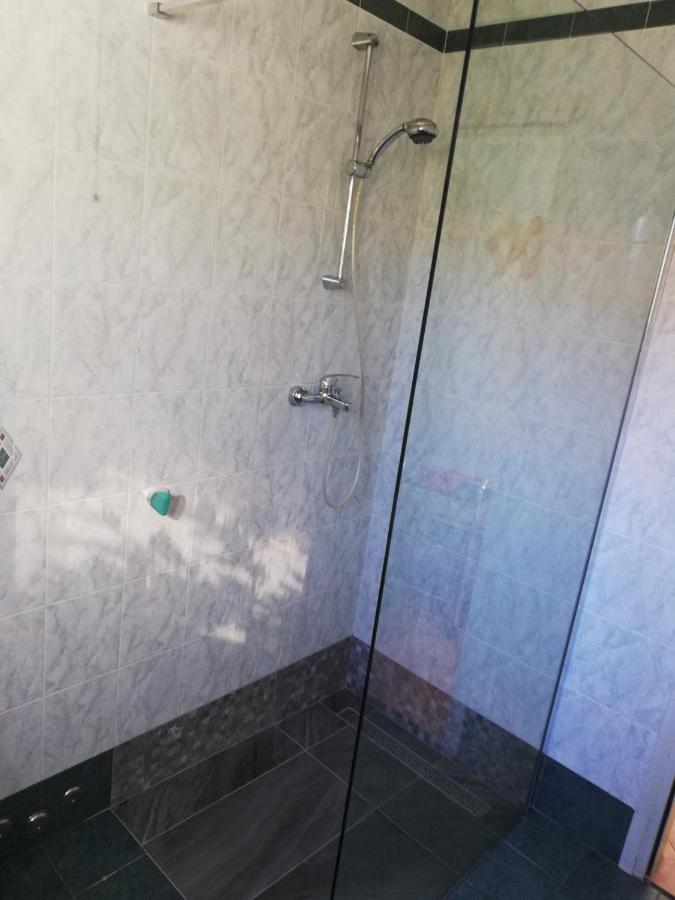 Apartment Fabris Roč Eksteriør bilde